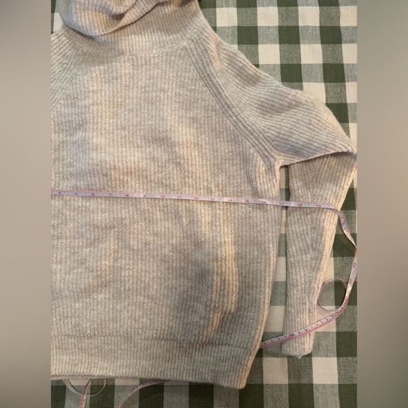 BP Beige Oatmeal Light Heather Ribbed - Picture 10 of 12